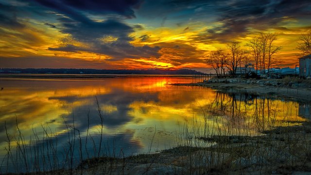 yellow-sunset-over-the-lake-1920x1080-wallpaper-16622.jpg