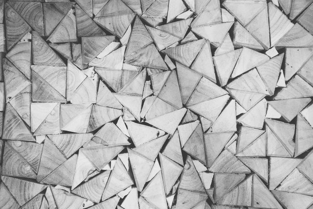 pattern-triangles.jpg