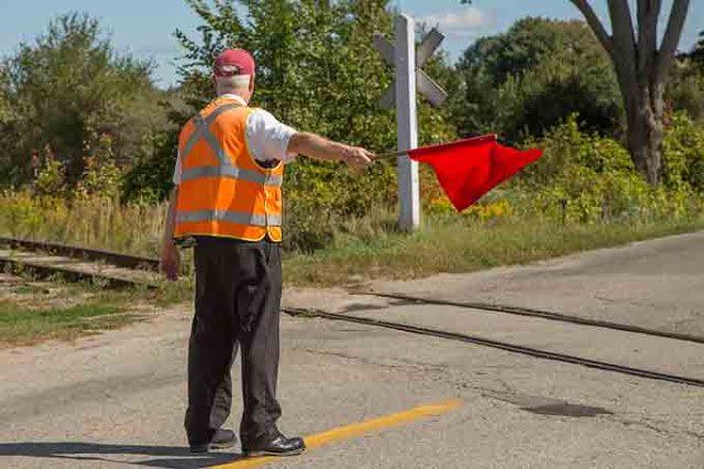 b. flagman-680-2324.jpg