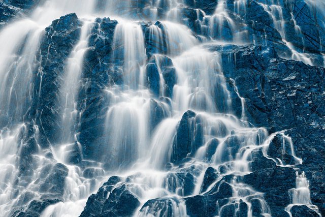 ice_forest_waterfall_by_somadjinn-db8po9x.jpg