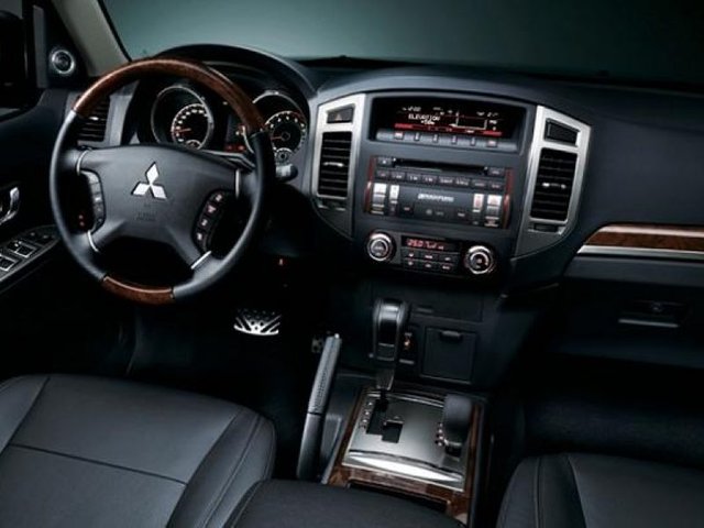 mitsubishi l200 2017 i.jpg