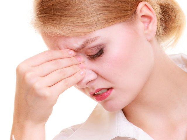 essential-oils-for-sinus-headaches.jpg