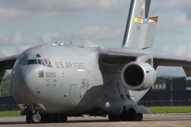 C-17A 09-9205 2.jpg