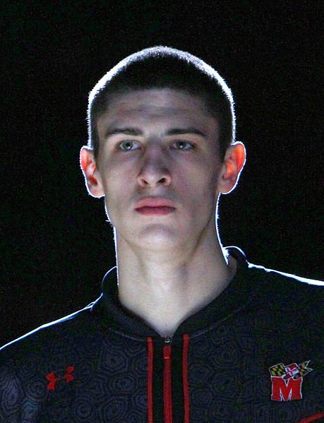 Alex Len.jpg