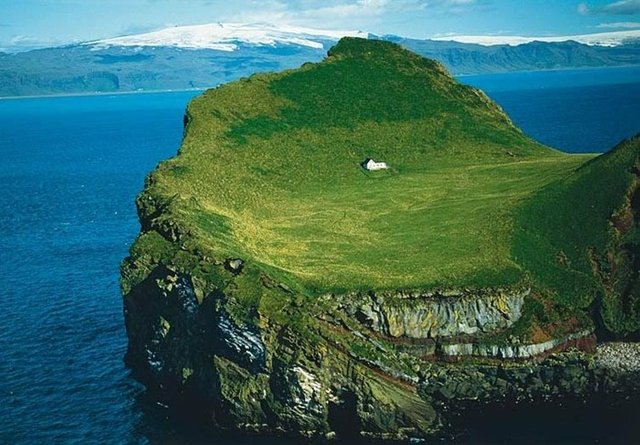 isolated-island.jpg