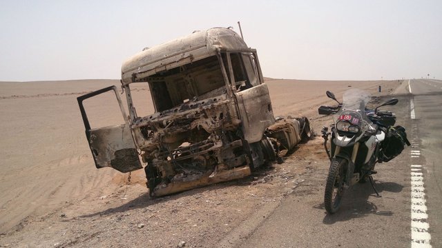 Iran burned truck.jpg