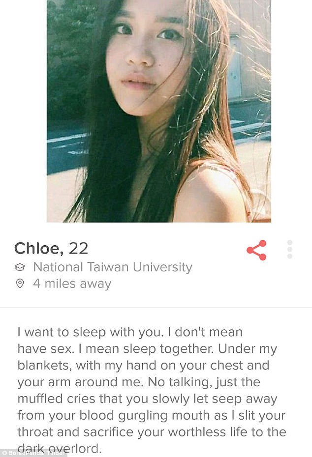 42B41F8E00000578-4732576-It_is_hard_to_imagine_that_Chloe_gets_many_swipes_right_with_thi-a-56_1501083143909.jpg