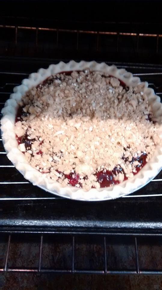 garden gate cherry crumb pie 9.jpg