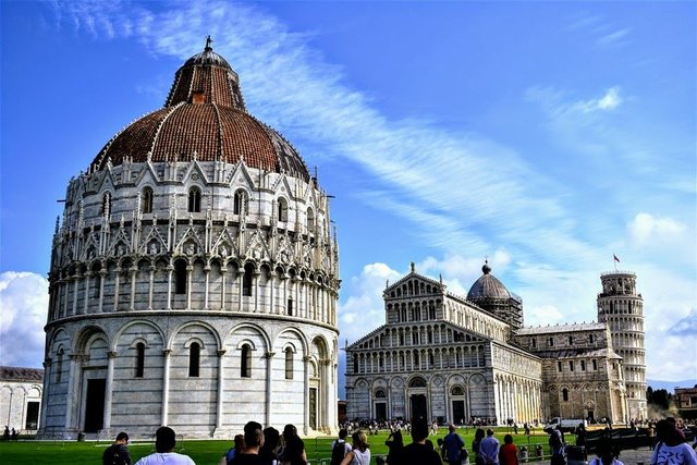 pisa f.JPG