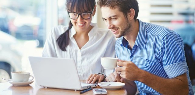 guy-girl-coffeeshop-computer-meeting-730x358.jpg