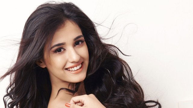 disha_patani_4k-1280x720.jpg