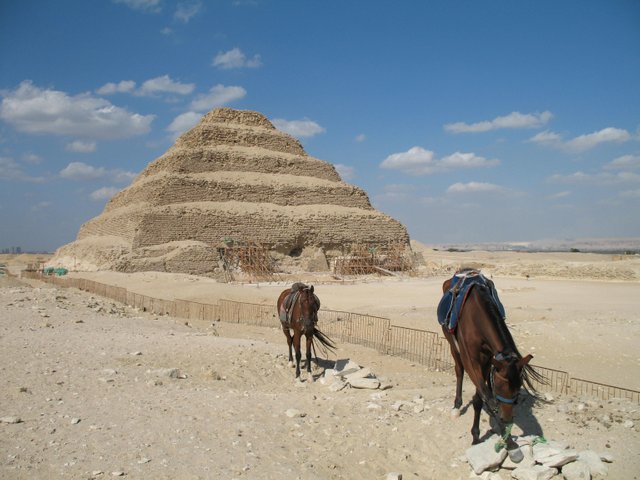 4016_pyramide_de_Djéser.jpg