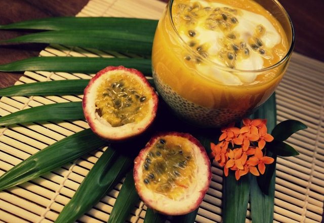 Mango-Passion-Fruit-Chia-Seed-Pudding.JPG