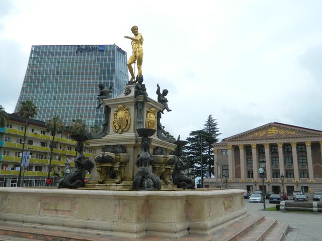 Theater Square and Neptune Fountain.JPG