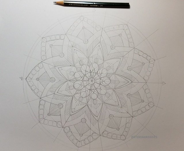 enternamehere-steemit-AMScribbles-day7-pencil-mandala-shapes-geometric.jpg