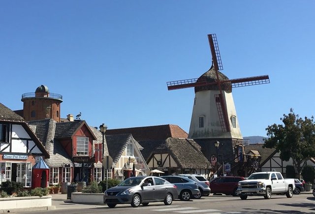 Solvang USA