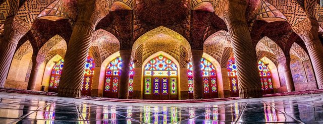 160210133755-nasir-al-mulk-mosque-shir-super-169-1100x423.jpg