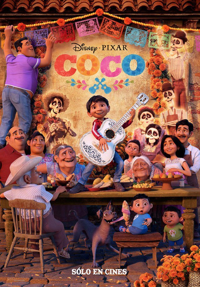 Coco_Spanish_Family_Poster.jpg