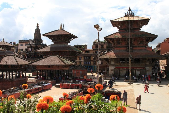 1200px-Durbar_Square_2010.jpg