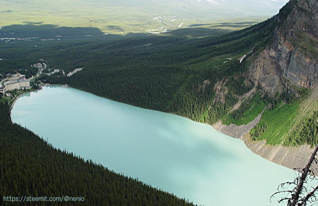 lake_louise.jpg