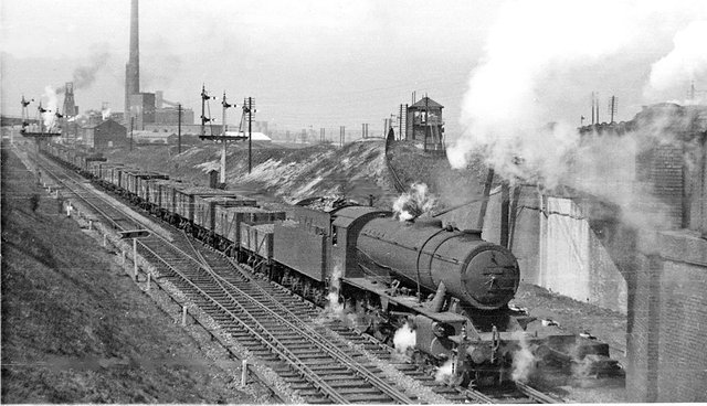 Mexborough_West_Junction_geograph-2141688.jpg