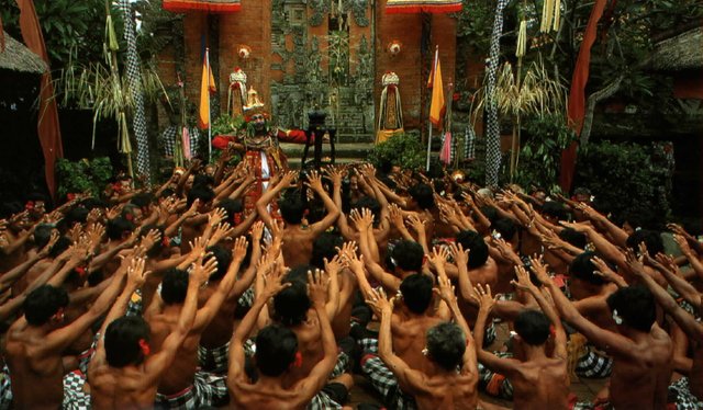 tari-kecak-tarian-tradisional-bali.jpg