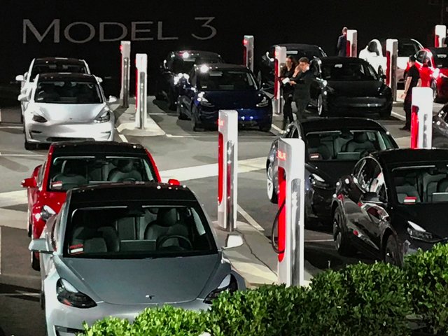 teslamodel3s.jpg