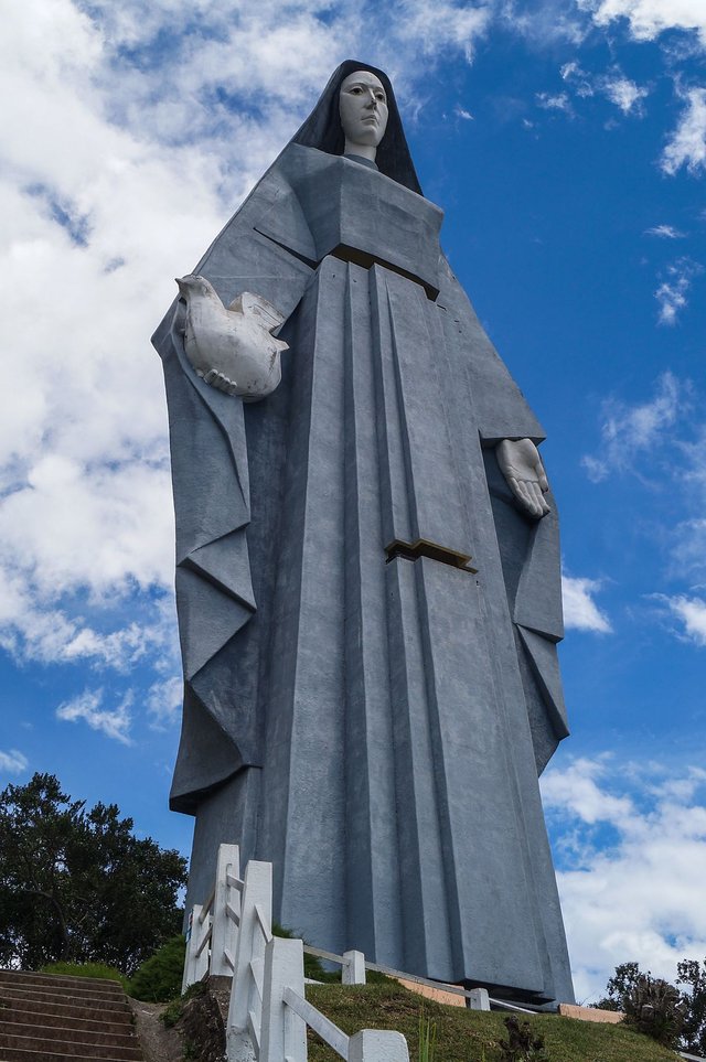 Monumento_Virgen_de_La_Paz_II.jpg