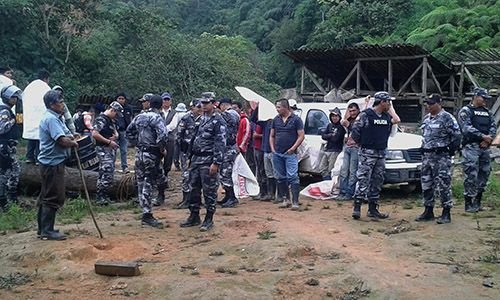 policias2desalojo.jpg