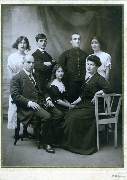 Henri Pensa et sa famille steemit.jpg