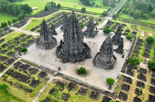 Prambanan1.jpg