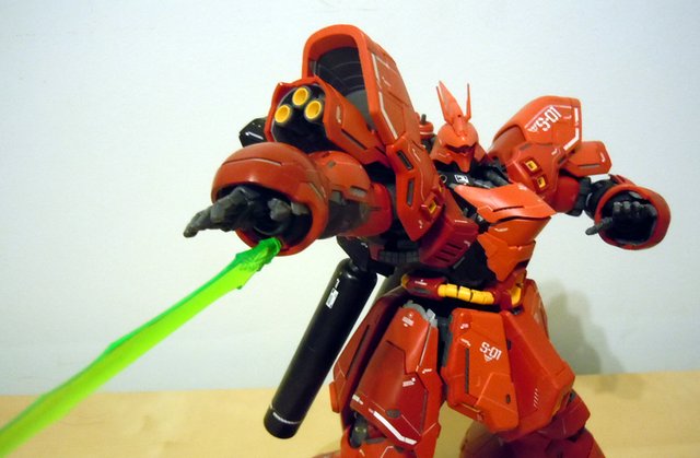 MG-Sazabi09.jpg