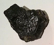 Perovskite_mineral_specimen.jpg