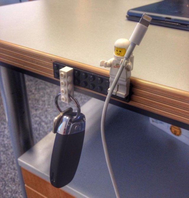 alternative-creative-ways-to-use-lego-2.jpg