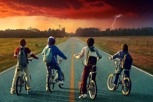 stranger-things-season-2-poster-dw.jpg