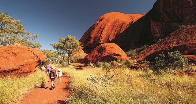 uluru-kata-tjuta-national-park-3.jpg