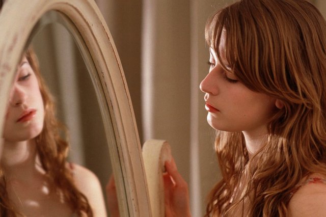 woman-looking-mirror-1024x681.jpg