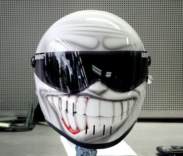 casco custom.jpg