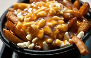 poutine-quebec_38038_600x450-300x192.jpg