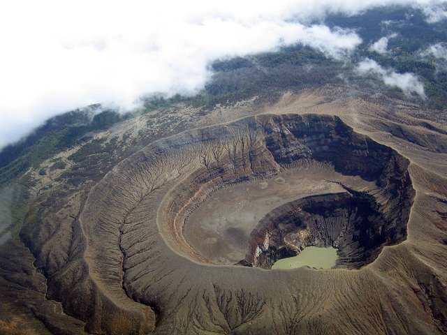 Turismo-volcanes-El-Salvador.jpg