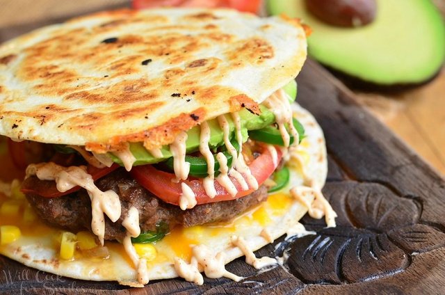 Quesadilla Burger 4.jpg