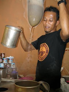 Ureung Dapu Kupi - Penyaji Kopi Aceh.jpg