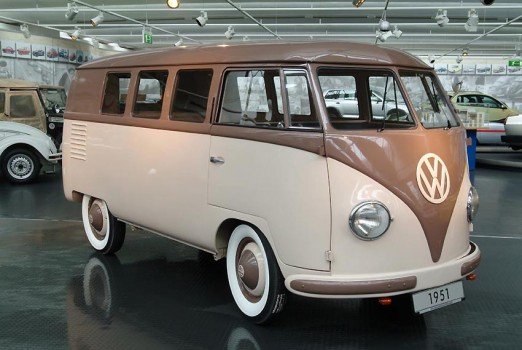Volkswagen-Kombi-1951_sma-522x350.jpg