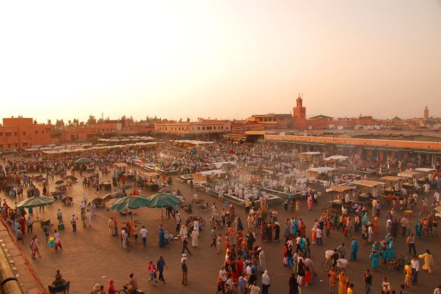 Maroc_Marrakech_Jemaa-el-Fna_Luc_Viatour.JPG