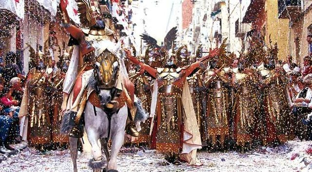 escuadra-cides05-moros-cristianos-alcoy-c-oficina-turismo-alcoy.jpg_1306973099.jpg