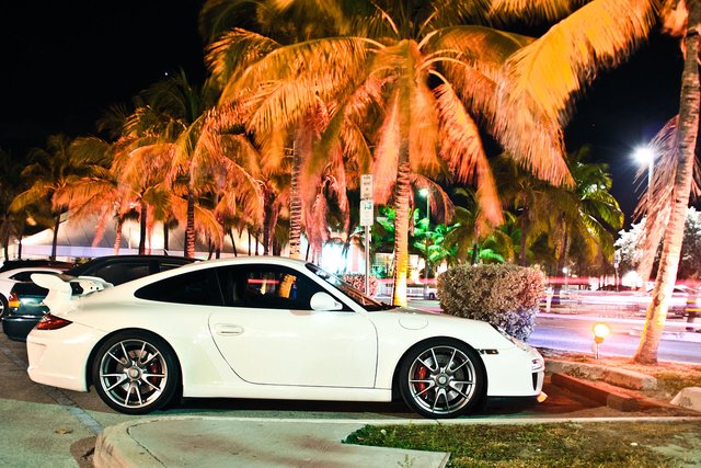 Porsche 911 Miami.jpg