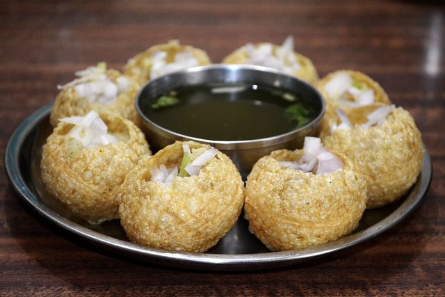 Panipuri,_Golgappa,_Phuchka.jpg