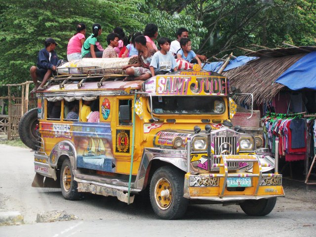 Jeepney, just one more.JPG