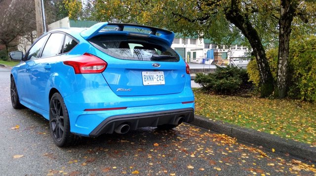 2017_Ford_Focus_RS_Review_3.jpg