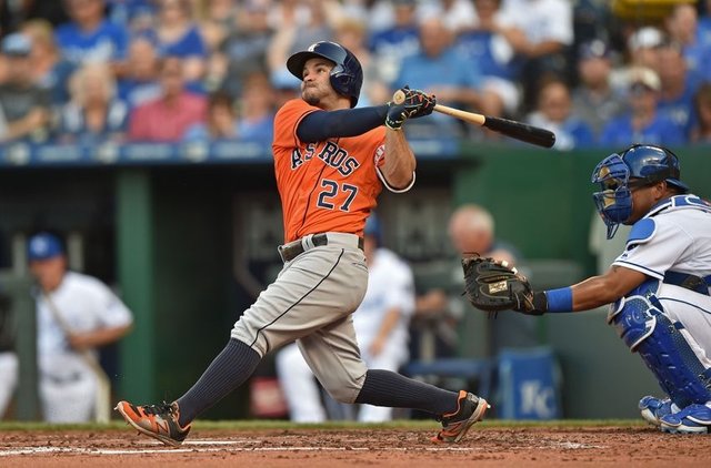 jose-altuve-mlb-houston-astros-kansas-city-royals-2-850x560.jpg